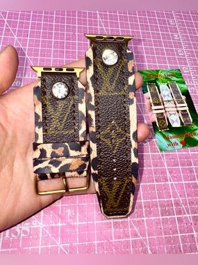 ‼️ Monogram Cheetah leather Smart Apple Watch band Samsung